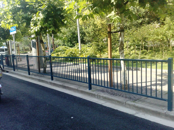 鋅鋼護欄案例